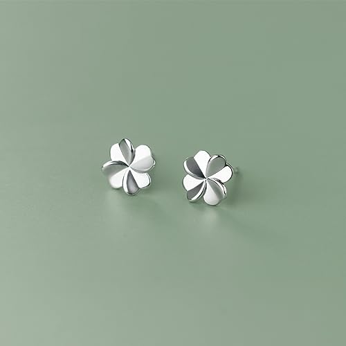 Reffeer Solid 925 Sterling Silver Clover Leaf Stud Earrings for Women Teens Small Clover Stud Earrings Shamrock Earrings Spring3