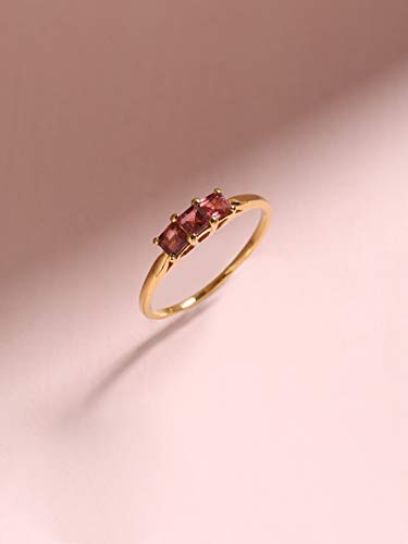 YoTreasure 0.45 Ct. Pink Tourmaline Solid 10k Yellow Gold 3 Three Stone Engagement Ring4