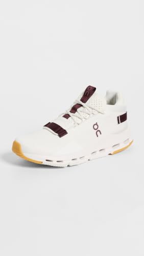 Image of On Women's Cloudnova 2 Sneakers