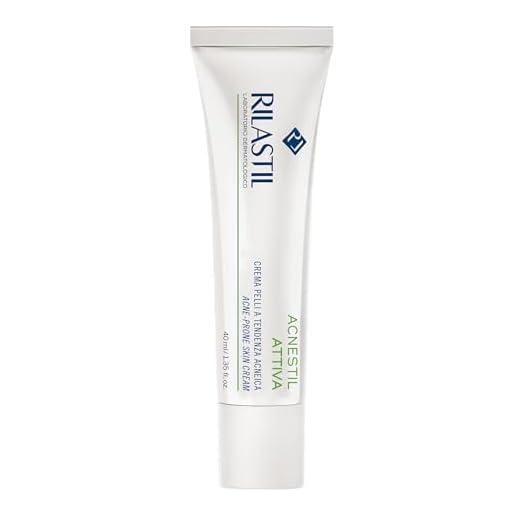 Rilastil Acnestil Crema Attiva, Crema Anti-Imperfezioni per Pelli Miste, Grasse e con Tendenza Acneica, Confezione da 40 ml