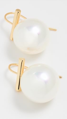 SHASHI Women's Pearl Giselle Studs3