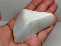Amazon.co.jp: 高透過・白緑 163g 翡翠 原石 ヒスイ 鉱物 鑑賞石