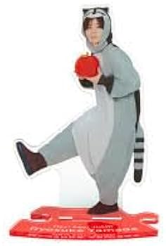 Hey! Say! JUMP 山田涼介 アクリルスタンド 5点セット Amazon.co.jp: Hey! Say! JUMP 山田涼介 アライグマ セルフ