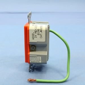 #US Orange Isolated Ground Surge Receptacle Outlet 15A 8281-IGO