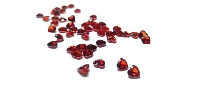 Pierres en vrac en oxyde de zirconium rouge grenat taille coeur de qualité supérieure pour bijoux