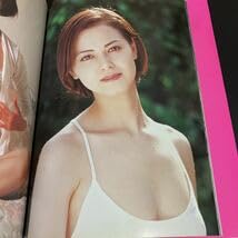 Amazon | 23-8-21 小田茜 写真集 Resolution 水着 ランジェリー