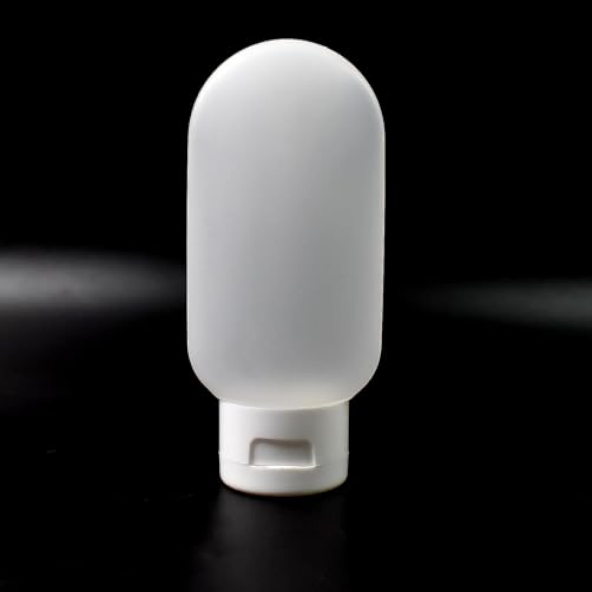 Small Plastic Travel Bottle Set for Shampoo & Conditioner