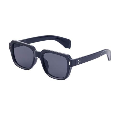 Lunettes de soleil de street shot pour parfaire votre look urbain estival