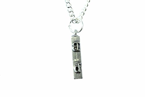 Collier lettres à frapper ABC alphabet machine à écrire chaîne argenté 45cm
