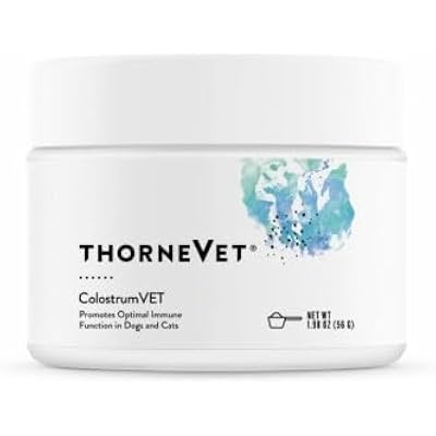 مكمل ThorneVet ColostrumVET للكلاب والقطط مسحوق اللبأ البقري لتعزيز المناعة وصحة الجهاز الهضمي والحيوية غني بالأجسام المضادة والأحماض الأمينية والفيتامينات - 112 مغرفة
