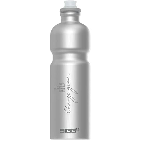 SIGG Move MyPlanet™ Alu Fahrradflasche , klimaneutrale und auslaufsichere Fahrrad Trinkflasche, federleichte Fahrrad Sportflasche aus Aluminium Cover