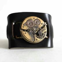 Amazon.co.jp: munoz vrandecicMACHINE BRACELET腕時計 レザー 