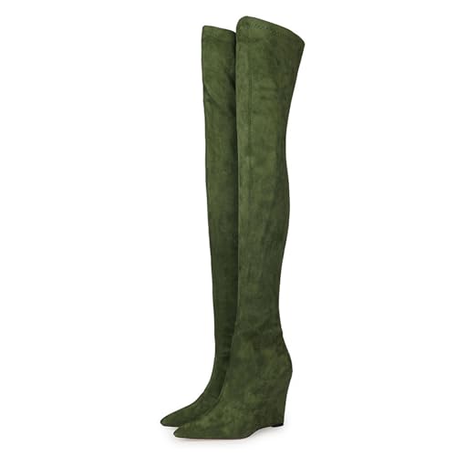 Talon extensible et bout pointu sur ces bottes hautes confortables