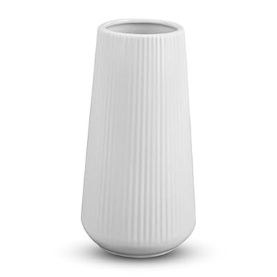 White Ceramic Vase, GUKJOB Flower Vase Ceramic Vase for Flowers, Decorative White Vase for Pampas Grass, Small Vase for Home Living Room Dining Table Farmhouse Office Decor - 4.13"L x 2.95"W x 7.72"H