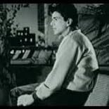 Mujhko Is Raat Ki Tanhai Me Aawaj Na Do