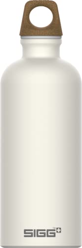 SIGG - Botella de aluminio - Traveller MyPlanet Forward Plain 0.6 L | Botella de agua a prueba de fugas, Apta para bebidas con gas, Superligera, Sin BPA, Aire libre & Yoga, Blanco mate