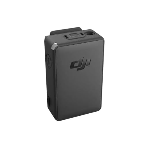 DJI Pocket 2 Wireless Microphone Transmitter - Audio transmitter, connects to an external microphone to send audio signal to DJI Pocket 2 wirelessly