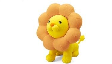 Amazon.co.jp: ミスド ポン デ ライオン 特大ぬいぐるみ ミスター