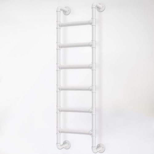 Escalera de pared para loft que soluciona la falta de espacio en accesos altos 2