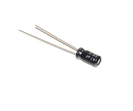 Condensateur électrolytique 16V 47uF 4x7mm pour circuits imprimés - Lot de 1000 pcs