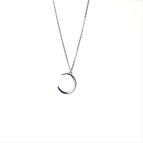 Collier court lune pour sublimer votre décolleté en soirée