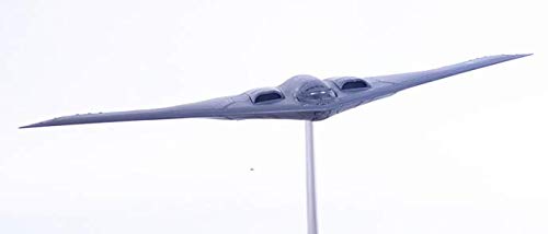 Amazon.com: U.S.A B-2A Ghost Bomber California 1/200 diecast Plane