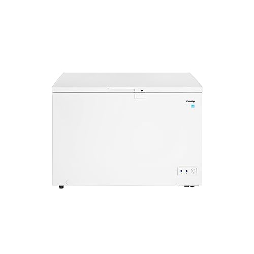 Danby DCF100A5WDB 10.00 cu. ft. Chest Freezer in White Garage Ready: Freezer can perform in temperatures from 0°F to 110°F (-17°C to 43°C). on Fridge.com