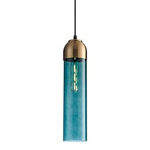 Suspension verre vert minimaliste pour éclairer efficacement un îlot de cuisine sombre