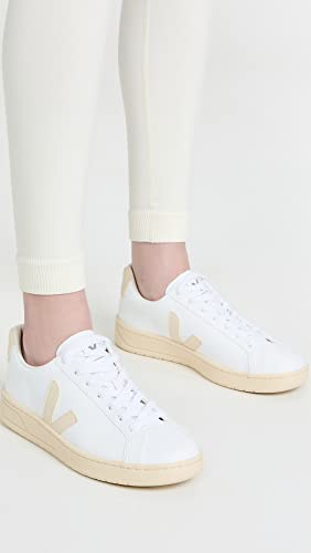 Image of Veja Women's Urca Sneakers