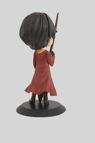Image of Awestuffs Hary and Friends 16 cm Action Figure - Hary with Broom