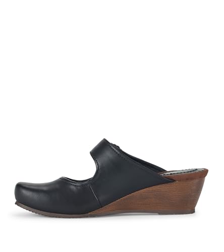 Image of BareTraps Luna Womens Loafers & Slip-Ons