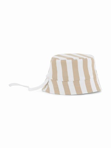 Gorro pescador de bebé Boss azul para paseos y días de parque 4