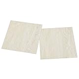 Las lamas de PVC pueden instalarse fácilmente sobre superficies sólidas y uniformes gracias a sus partes traseras autoadhesivas