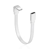 【Design compact à 90°】Il épouse votre appareil et se place contre les coins, maximisant l'espace dans les zones restreintes, parfait pour les endroits confinés comme les consoles centrales de voiture, les bureaux ou les configurations de jeu.