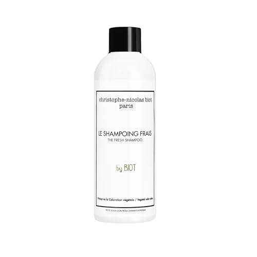 Shampoing frais menthe contre les cheveux lourds et gras