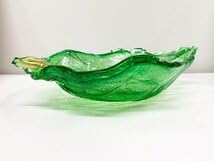 新品未使用　岩田工芸硝子　イワタガラス　木の葉のお皿　大小2枚セット 工芸美術品 新品未使用 岩田工芸硝子 イワタガラス 木の葉のお皿 大小2枚セット