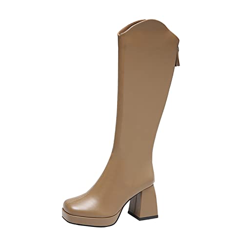 Bottes en cuir bout carré pour sublimer la silhouette des dames