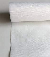 TELO PER COLTURE E PIANTE PROTETTIVO ANTIGELO IN TESSUTO NON TESSUTO DA 30 30 GRAMMI PER MQ. LARGHEZZA 4,00 METRI (20 mt)