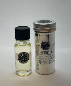 Huile essentielle de Citronnelle pour des soirées d'été sereines