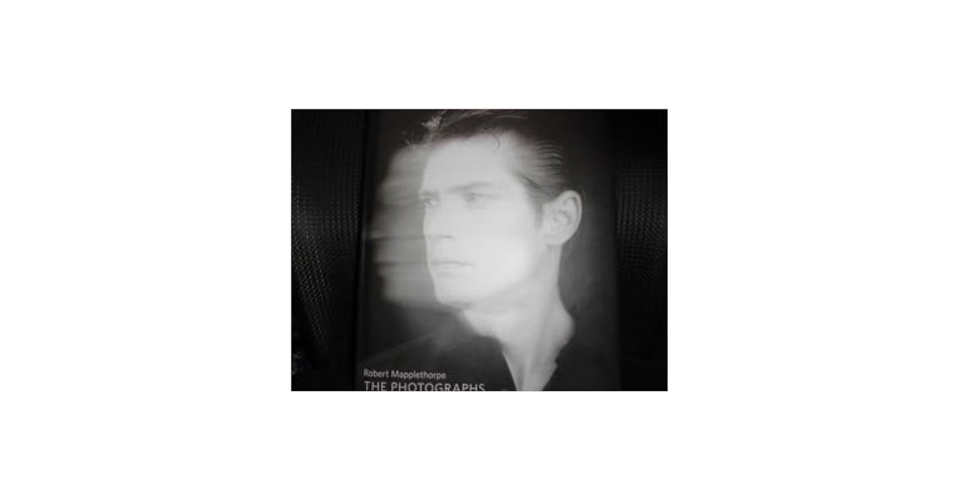 洋書 Mapplethorpe / Robert Mapplethorpe Amazon.co.jp: □Robert Mapplethorpe ロバート・メイプルソープ