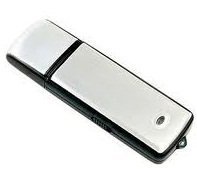 Clé USB 16 Go en aluminium argenté pour stockage de données fiable