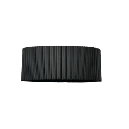 Mantiene il design ergonomico dell'obiettivo, favorendo una maneggevolezza stabile durante lunghe sessioni di scatto o fotografie all'aperto.