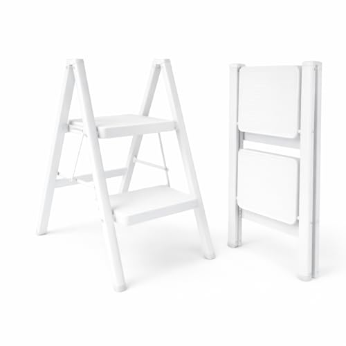 UZIRO Escalera Plegable 2 Peldaños, Escaleras Decorativa, Peldaños Anchos Antideslizantes, Ideal para Uso en Hogar, Cocina y Oficina, Fácil de Guardar y Transportar, Resistente (Blanco, 2 Peldaños)