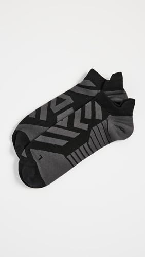 On Men's Performance Low Socks2