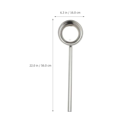 Cucharón de acero inoxidable duradero con mango largo para un servicio elegante y resistente 3