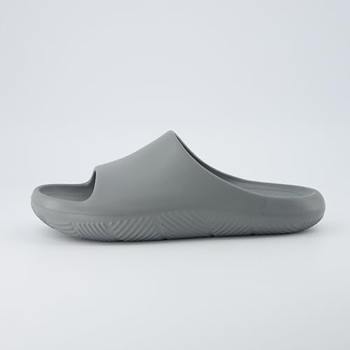 CUSHIONAIRE Men's Galaxy pool slides with +Comfort2