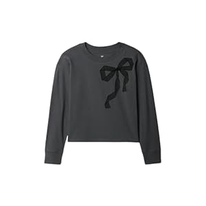 GAP Girls’ Long Sleeve Elevated Graphic