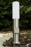 Lampada da esterno Caserta con rilevatore di movimento e presa, lampada a base moderna in acciaio inox, luce di percorso 45cm, lampada da giardino, E27, illuminazione da giardino IP44, senza lampadina