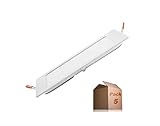 La placa LED Super Slim 20W equipada con un chip SMD 2835 ofrece una luminosidad de 1800-2000m, equivalente a unos 150W de iluminación convencional, distribuida en un ángulo de 120º que la hacen perfecta como fuente de iluminación general. Su elevado índice de reproducción cromática reproduce fielmente los colores. Funciona con una tensión de 220-240V AC pero está preparada para soportar variaciones entre 170-265V AC.
