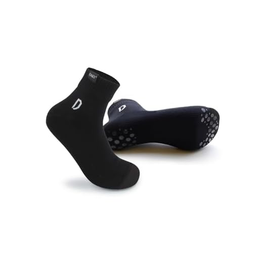 DAKY Waterproof Socks for Men Women - Breathable Black Waterproof Socks for Cyling, Golf, Camping, Running, Outdoor Socks - Over-Ankle, Tawafeez Plus, XS